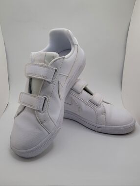Nike Kids White Velcro Sneakers